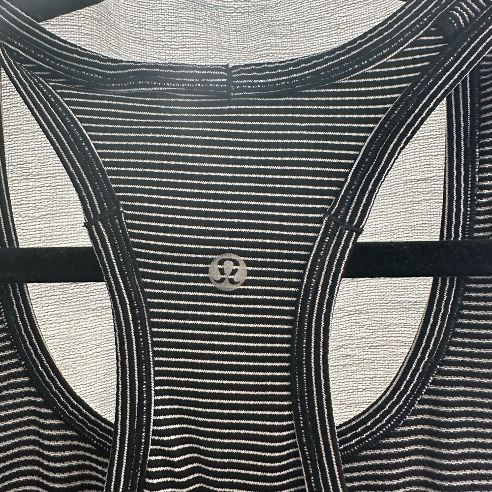 Swiftly Tech Racerback Tank Top 2.0 - Picture 3 of 4